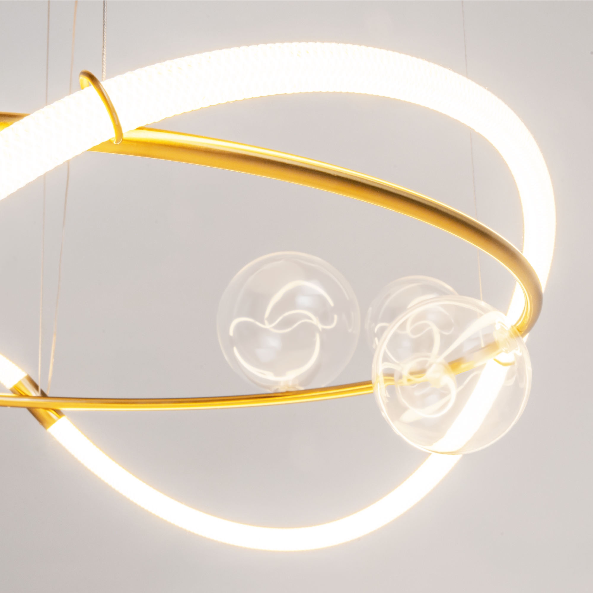 PHOTO_element2_MOD289PL-L44BS3K_w_standard