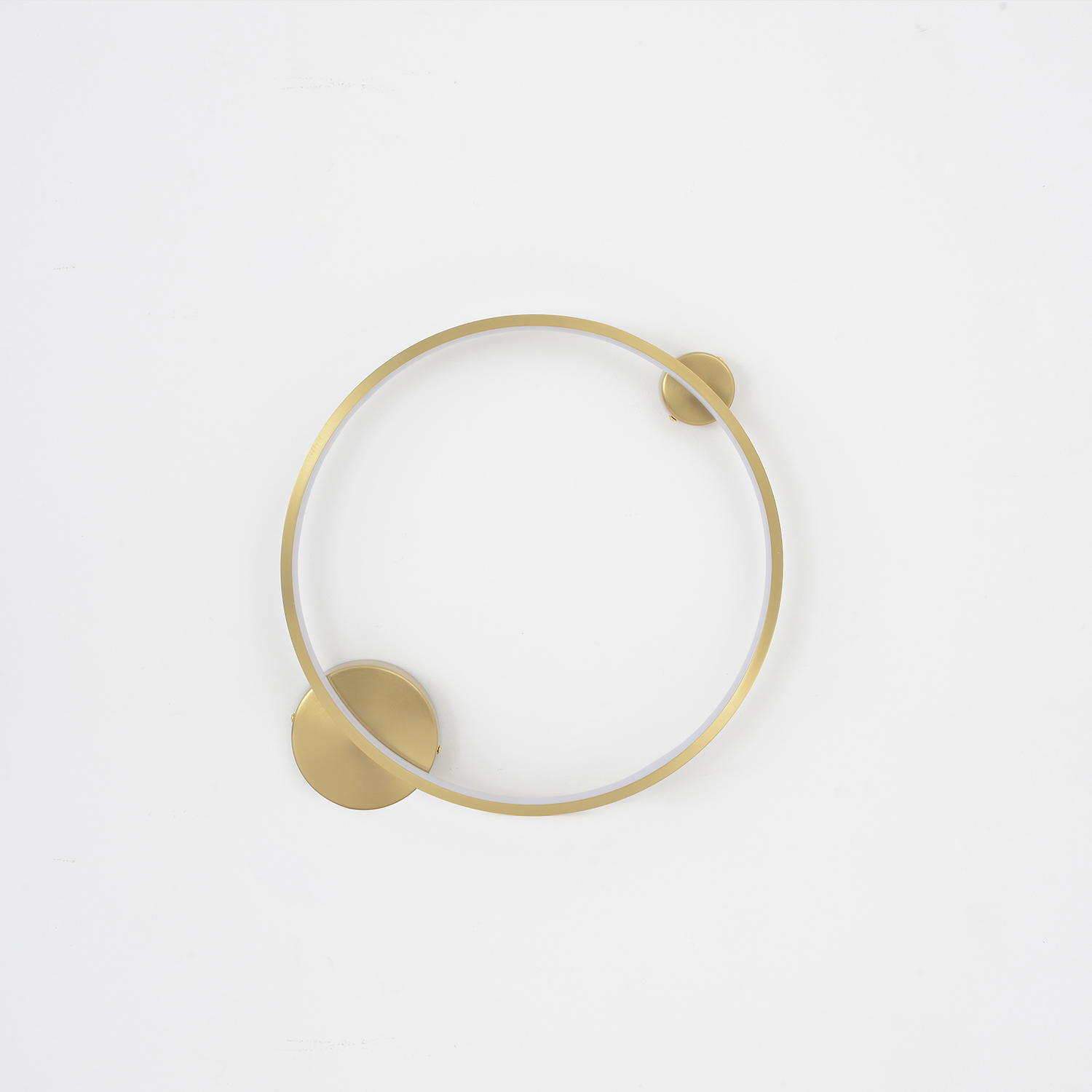 REAL_AP18W_LED_BRASS_2