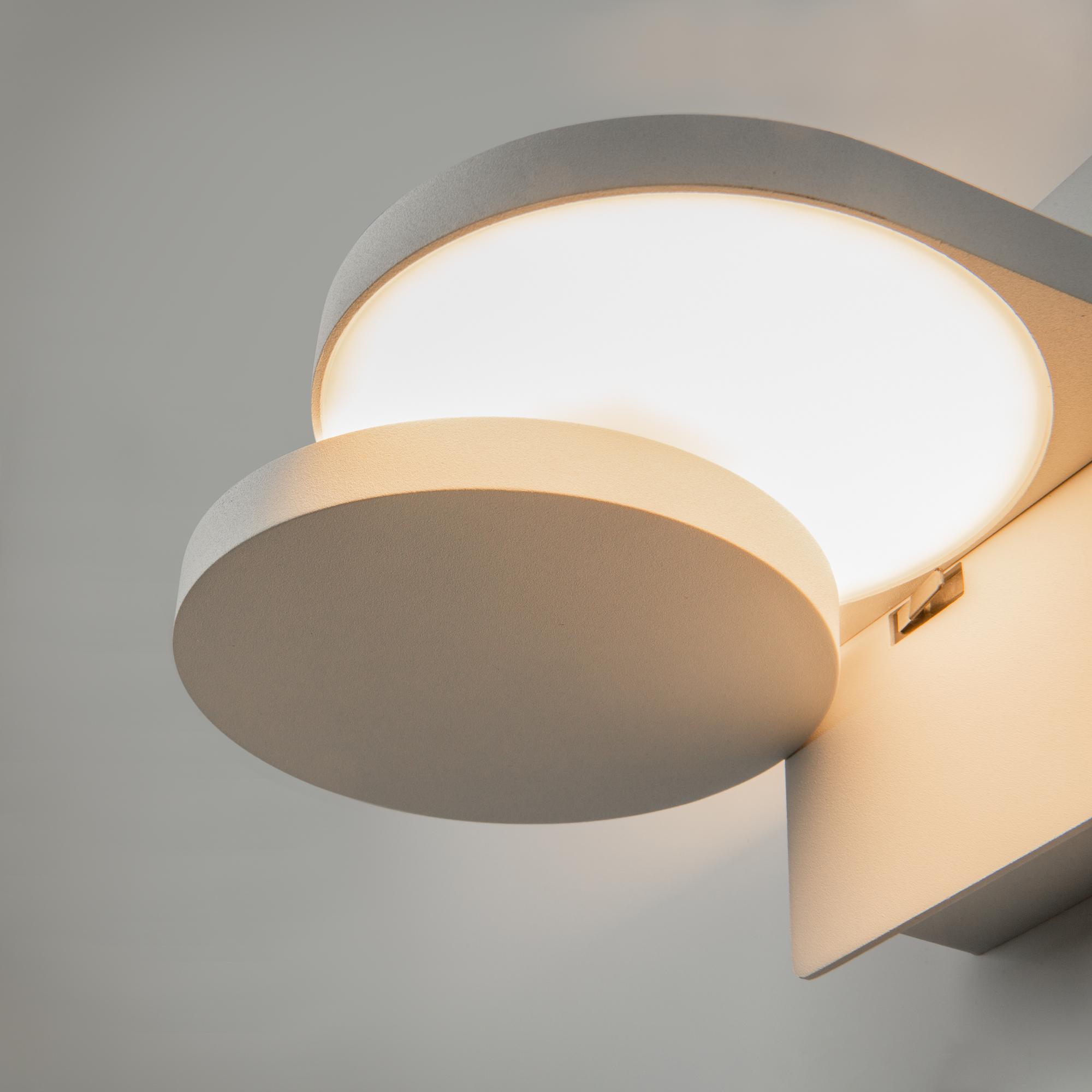 PHOTO_element2_MOD354WL-L12W3K_w_standard