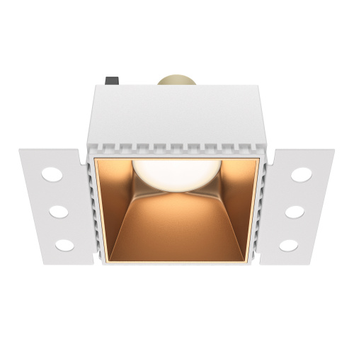 RENDER_DL051-01-GU10-SQ-WMG_on_w_standard