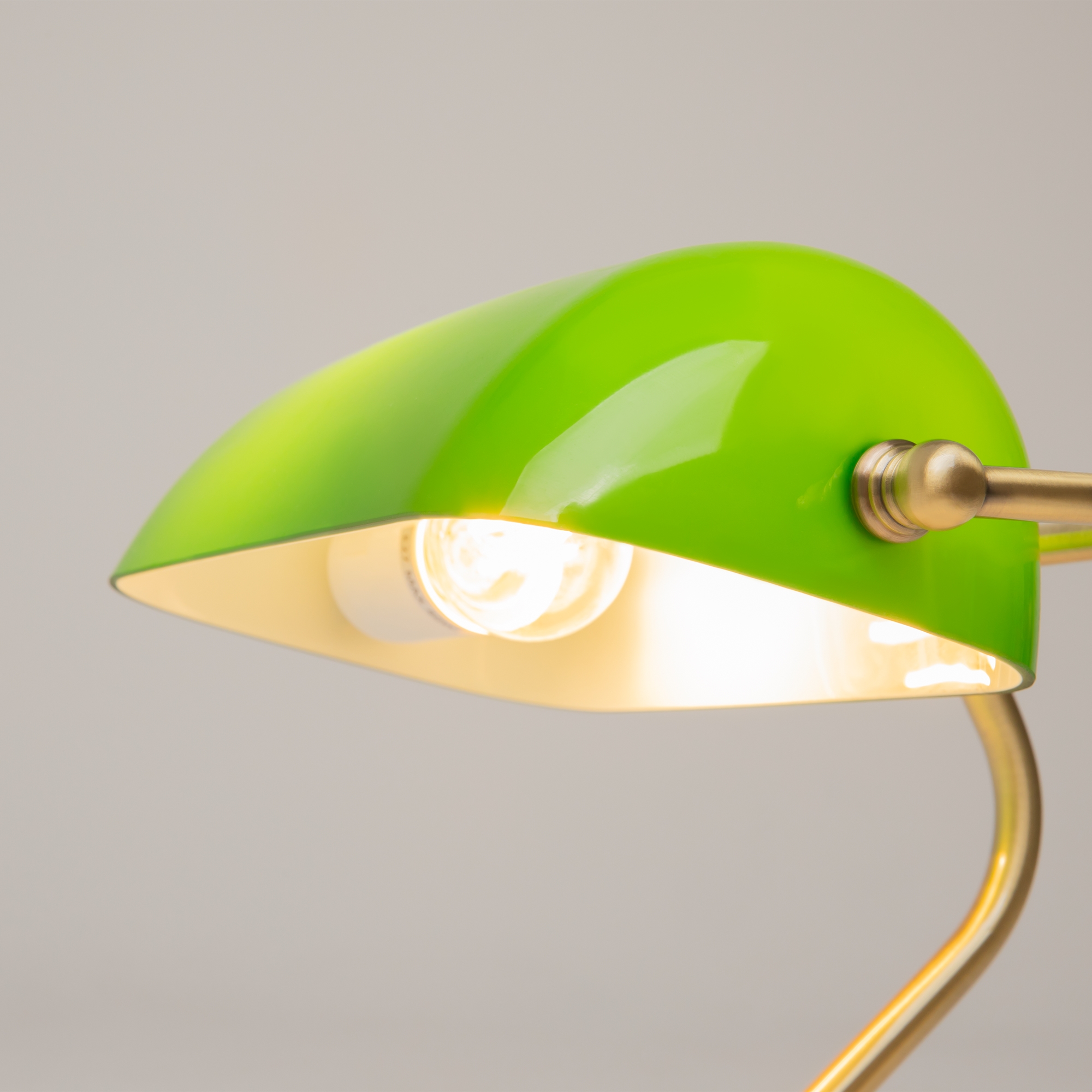 PHOTO_element_Z153-TL-01-BS_w_standard