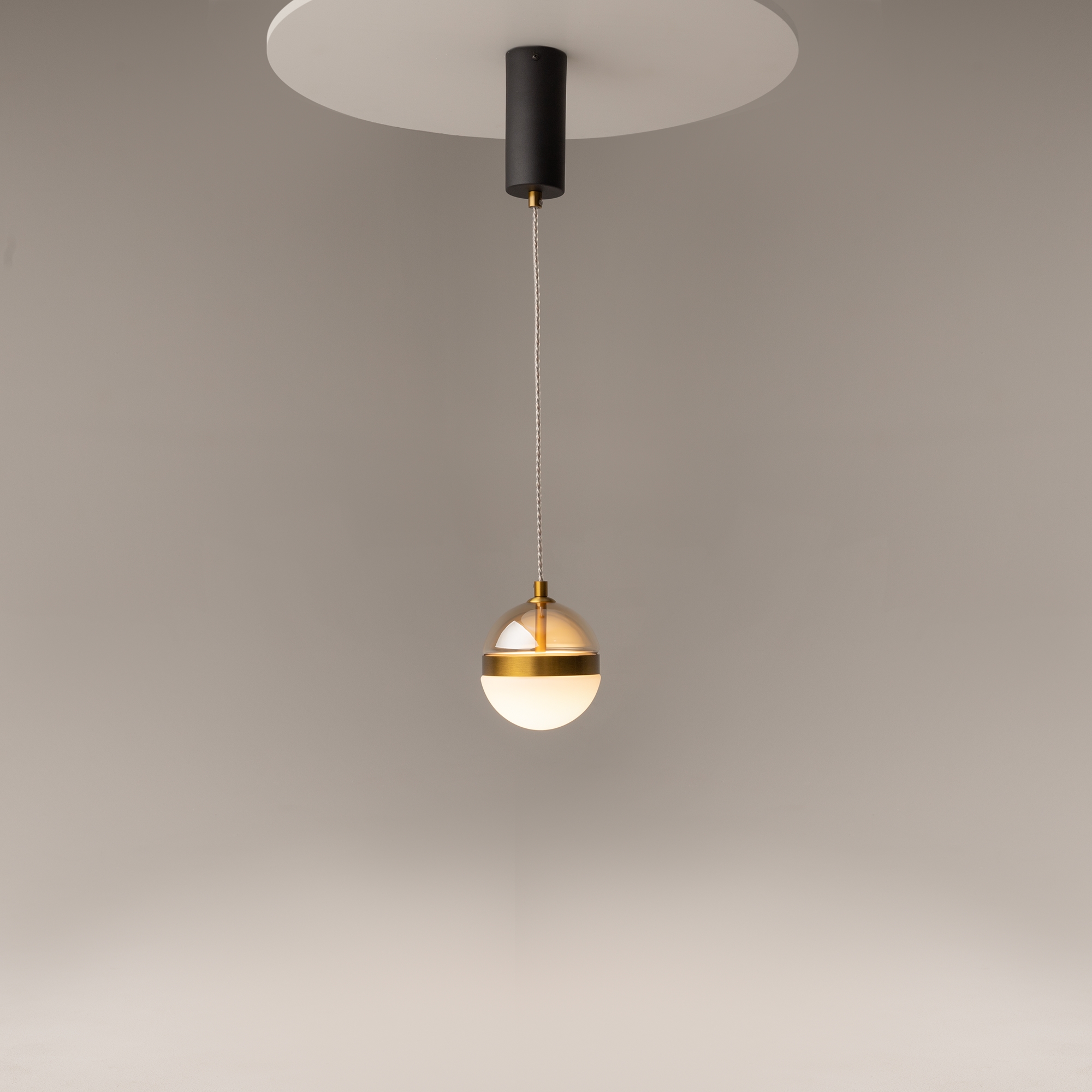 PHOTO_Additional_perspective_MOD295PL-L20BS3K_standard