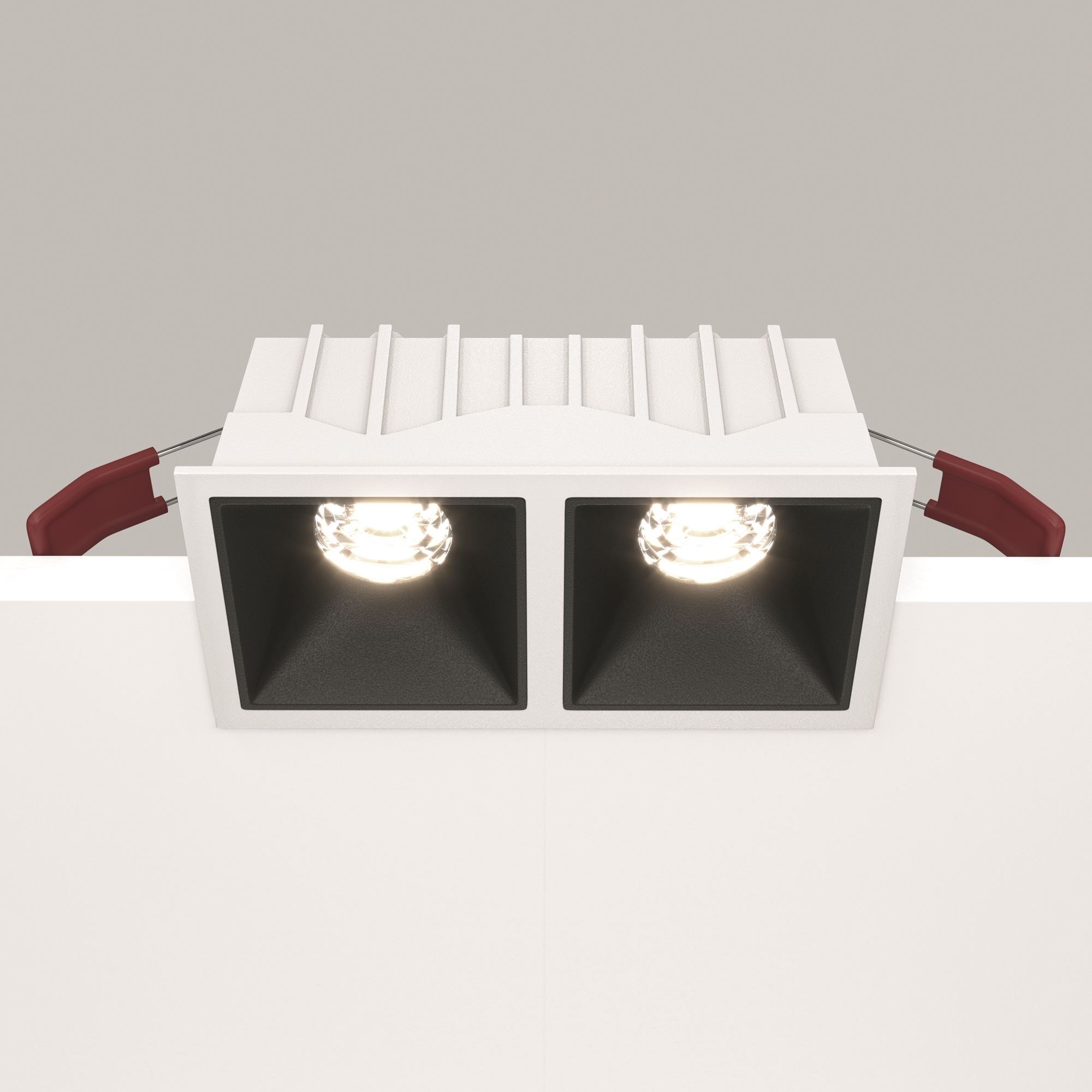 Mobility_and_control_feature_CMYK_DL043-02-10W4K-D-SQ-WB_standard