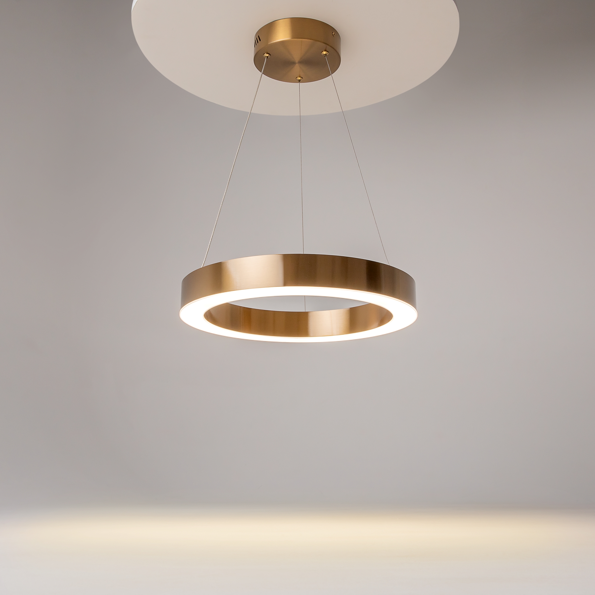 PHOTO_on_live_MOD415PL-L36BS4K_standard