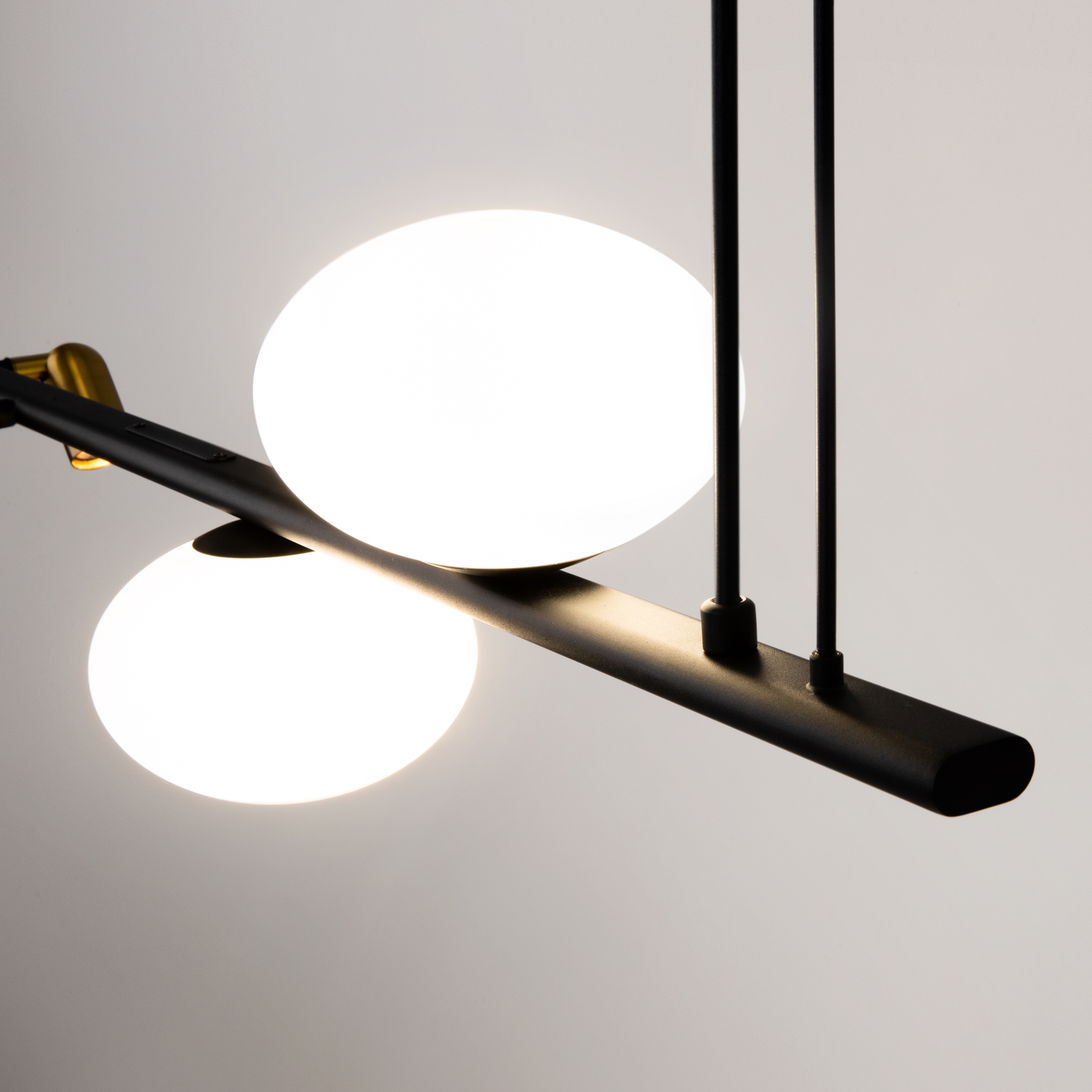 PHOTO_element2_MOD350PL-02BBS_w_standard