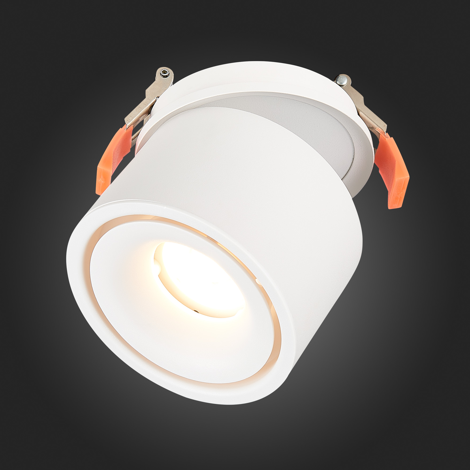 ST652