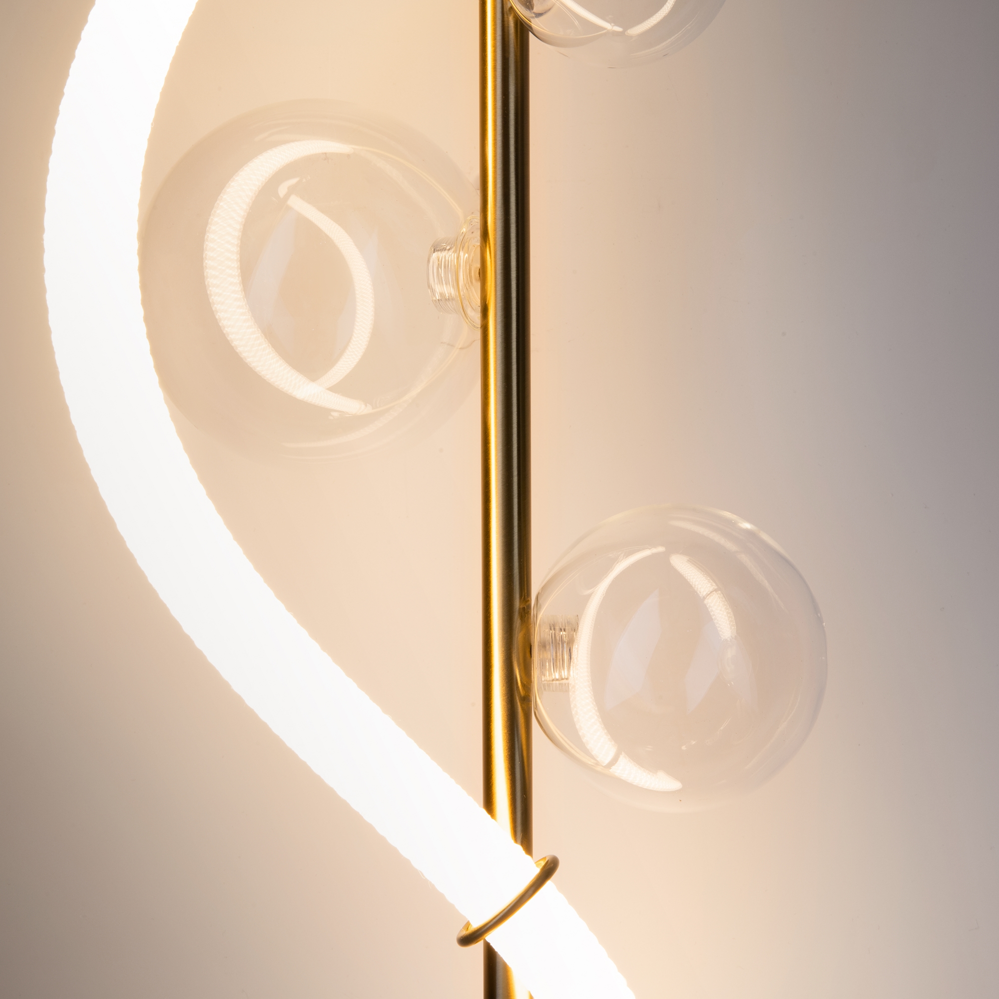 PHOTO_element_MOD289WL-L18BS3K_w_standard