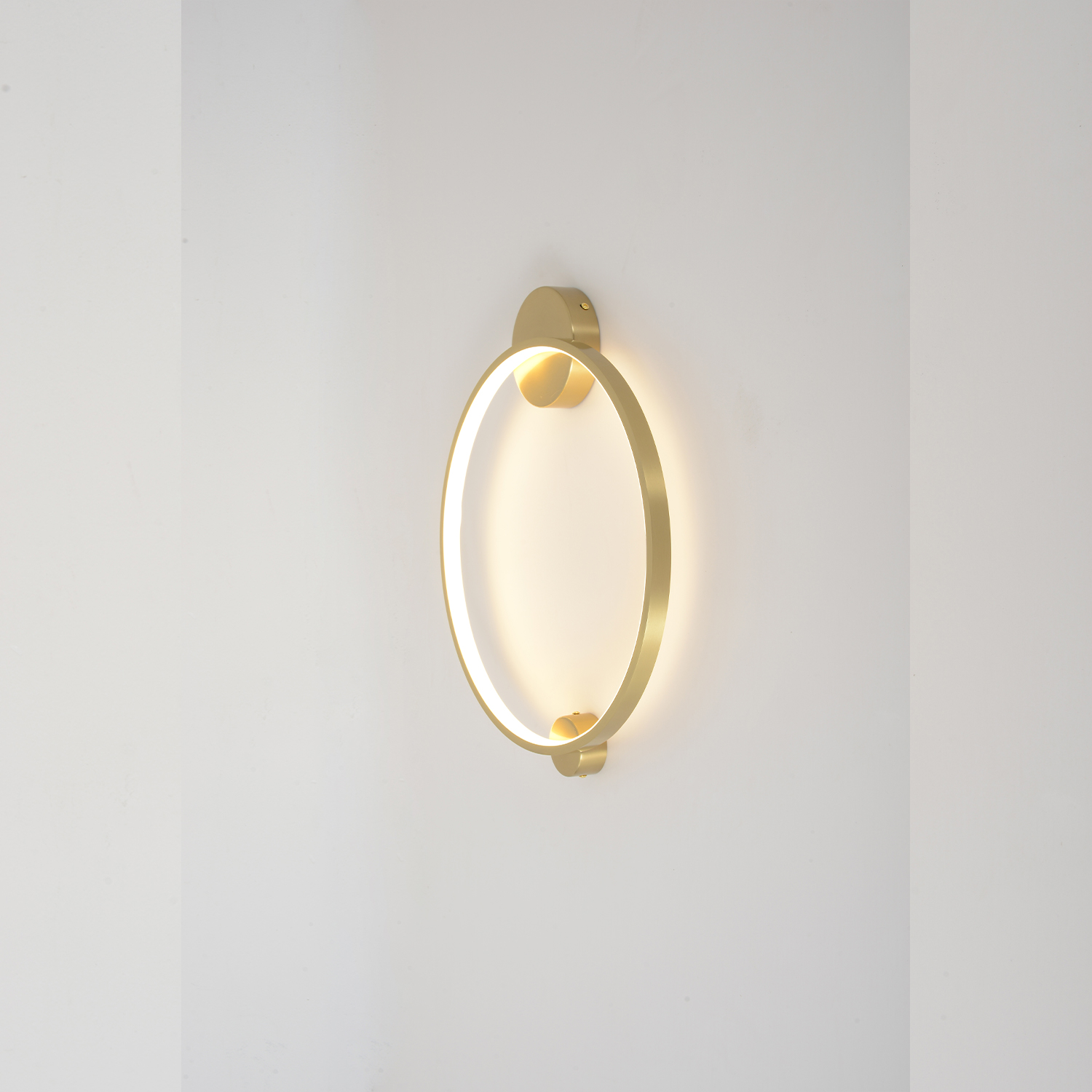 REAL_AP18W_LED_BRASS_5