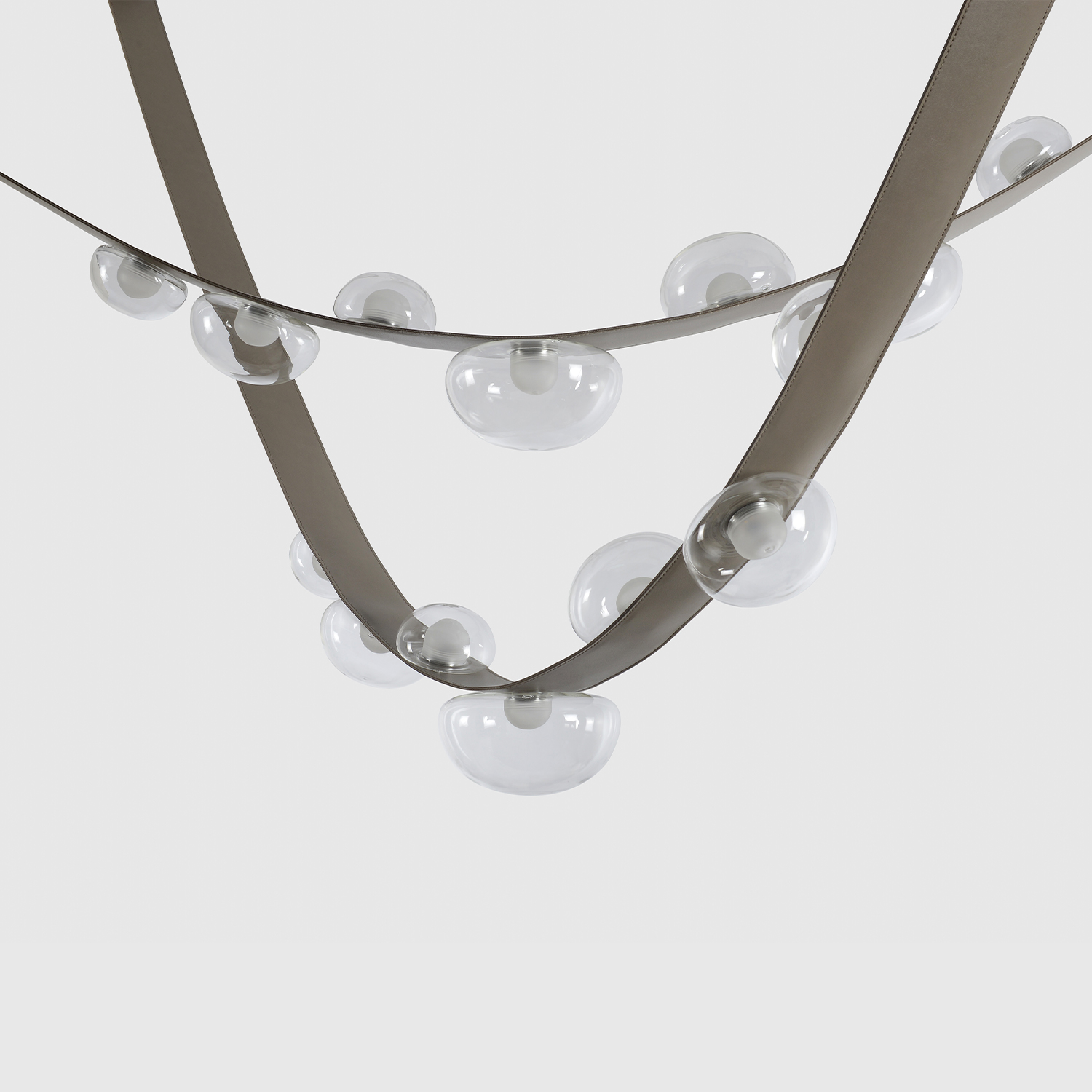 BOSQUE_SP7_L3000_GREY_TRANSPARENT_2