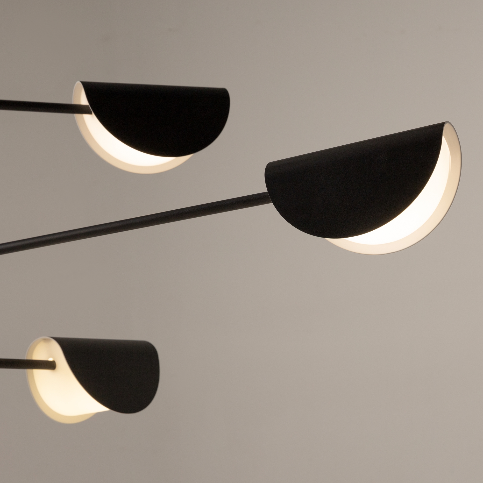 PHOTO_element2_MOD126PL-08B_w_standard