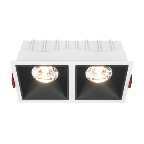 RENDER_DL043-02-15W3K-SQ-WB_on_w_standard