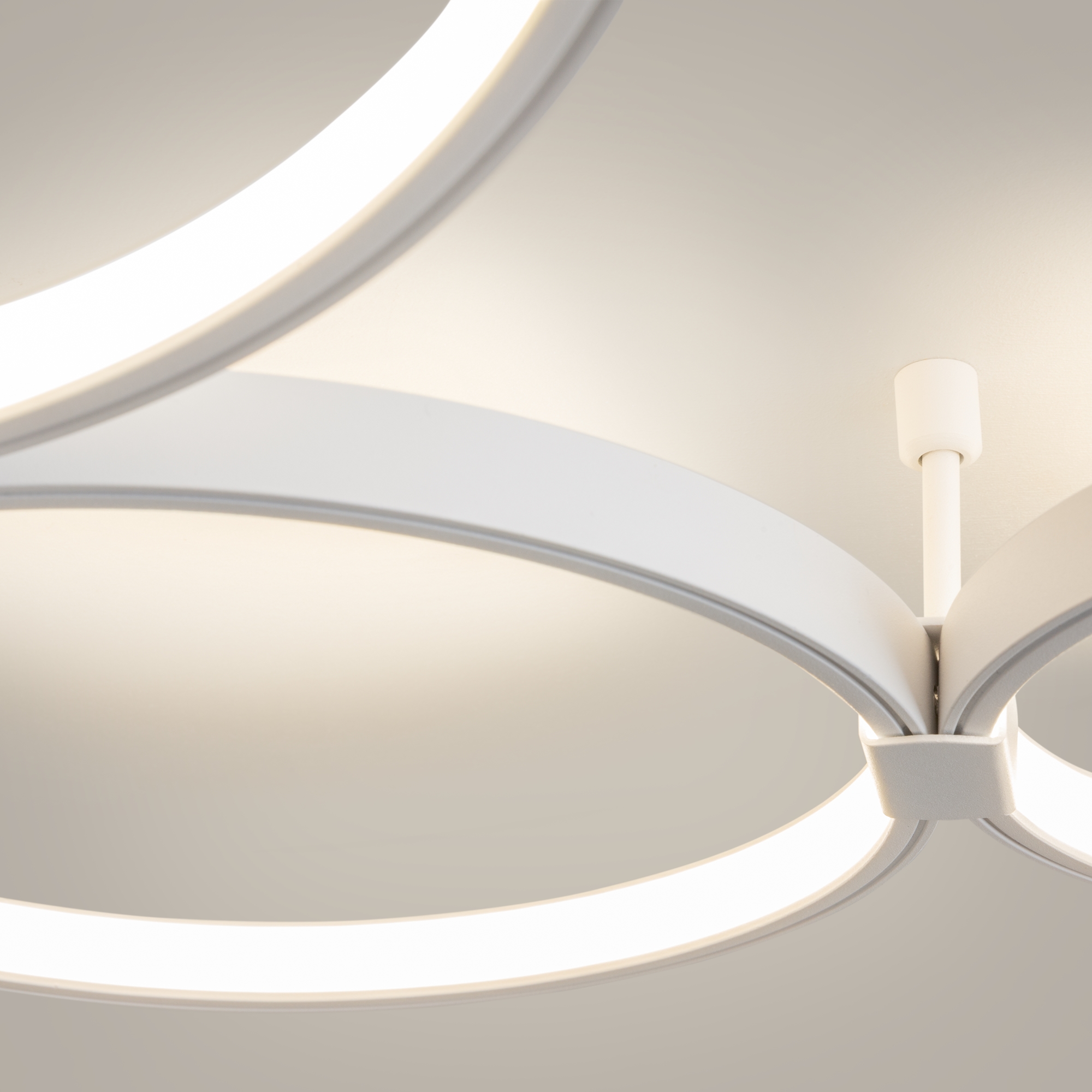 PHOTO_element_MOD448CL-L40WK_w_standard