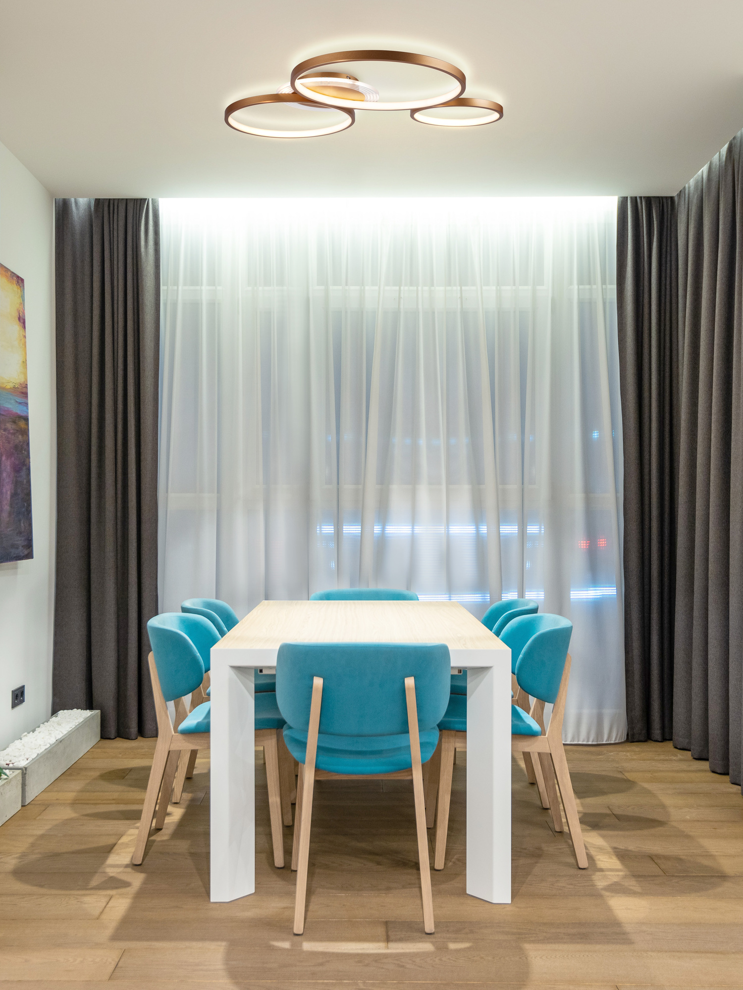 PHOTO_remote controller_FR10014CL-L87G_on_w_standard