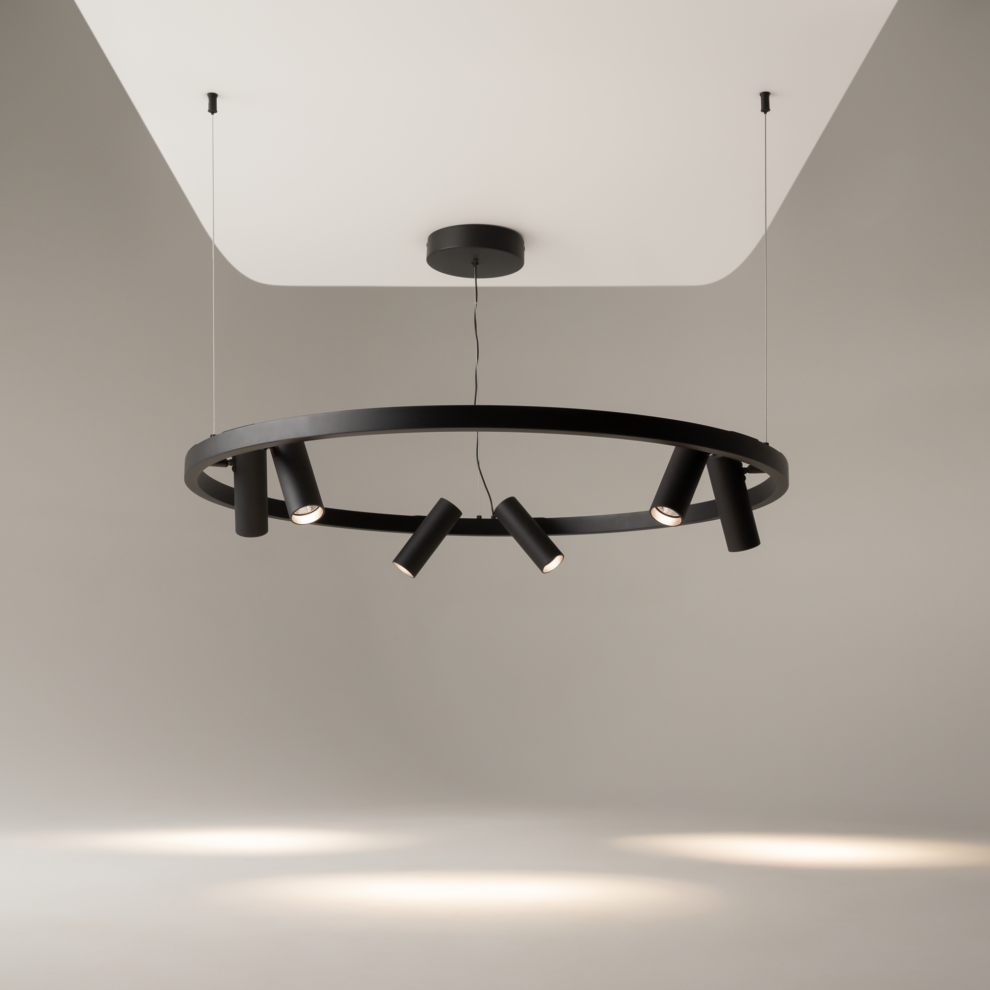 PHOTO_on_live_MOD102PL-L42BK_standard