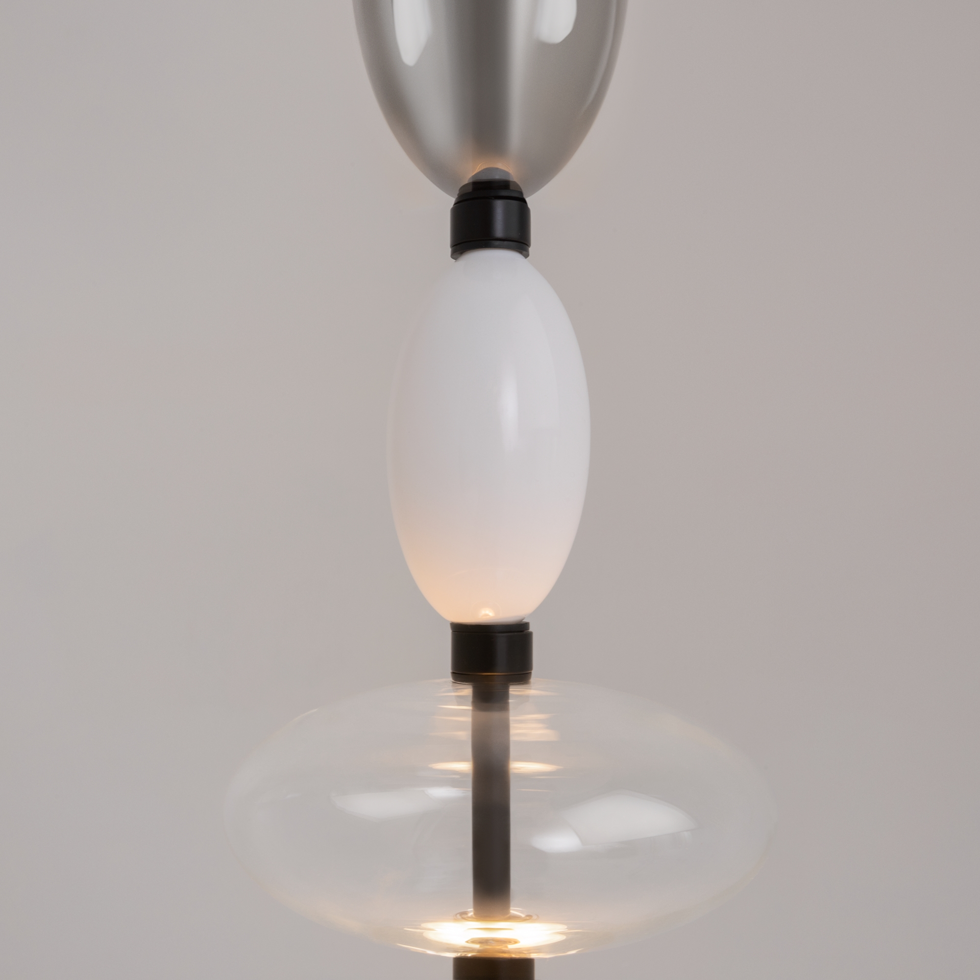 PHOTO_element2_MOD071PL-L8B3K3_w_standard