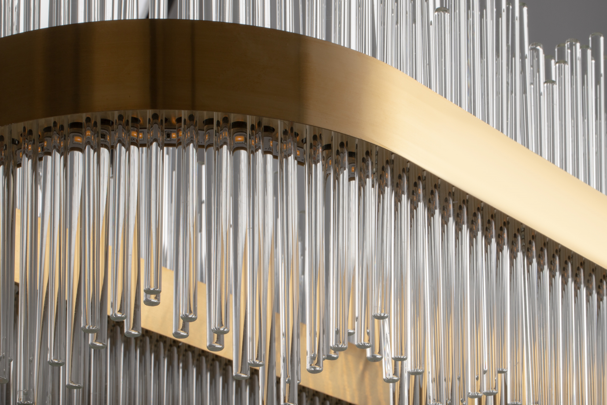 how_shines_under_the_site_FR10008PL-L52G_standard_(1)